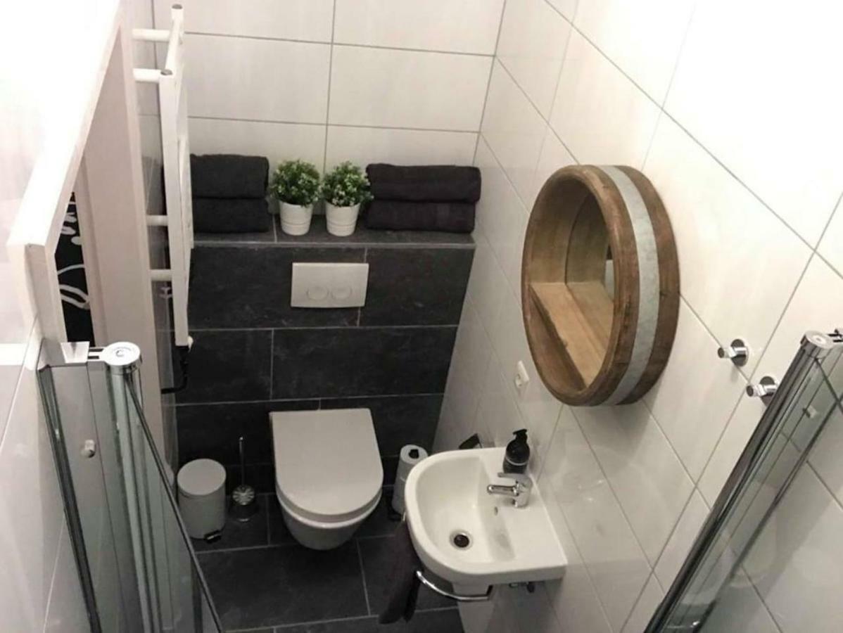 Huisje Sasa Hierden Ngoại thất bức ảnh